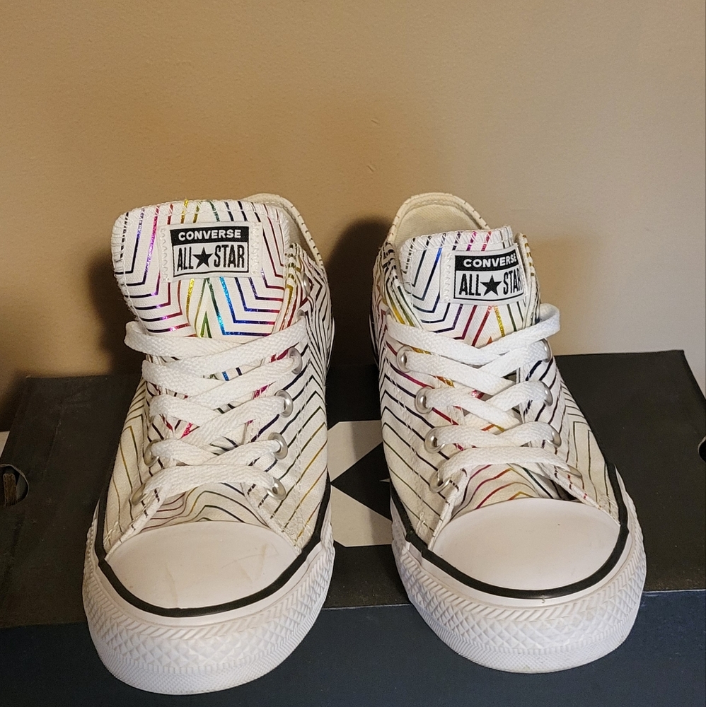 Converse Women White/Multi Size 9